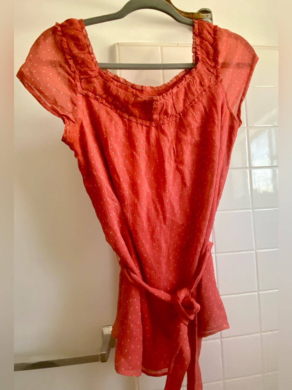 Ann Taylor Coral Tie-Waist Cap Sleeve Top, 100% Silk, size 8